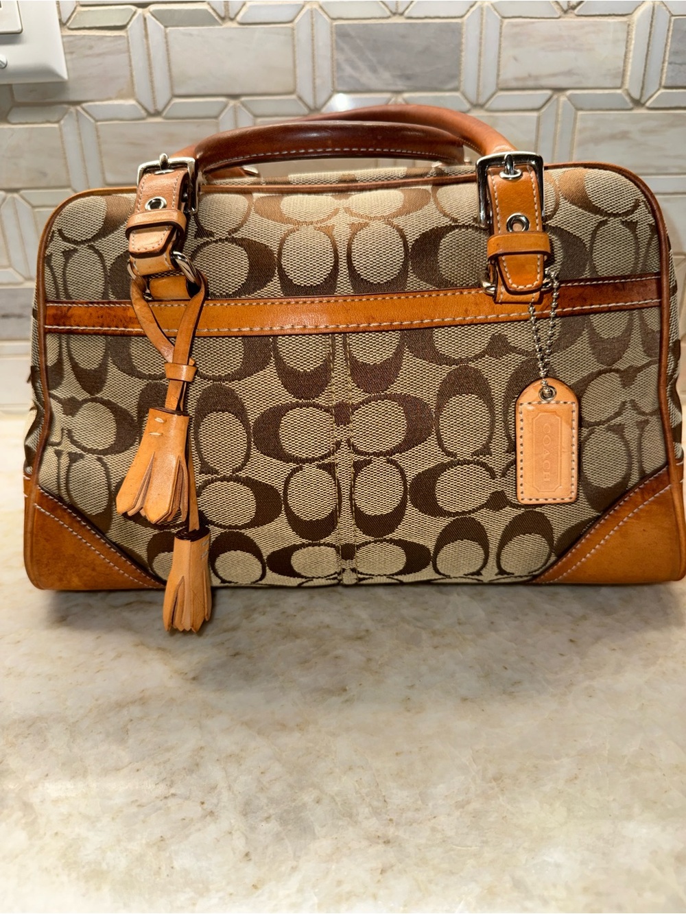 Vintage Y2K Coach Hamptons Signature Satchel 8K05